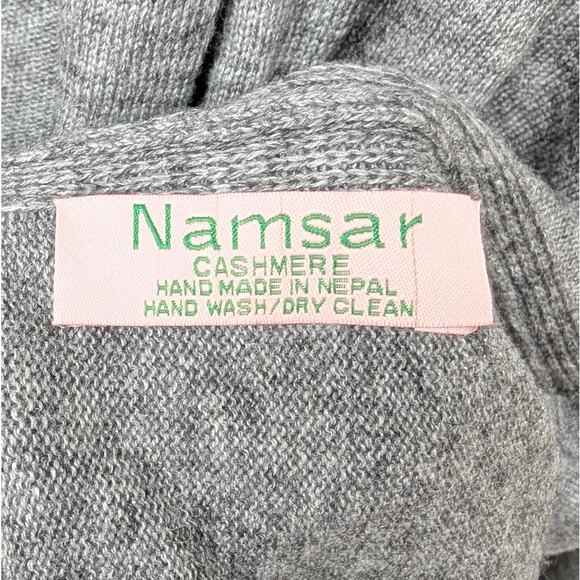 Namsar Gray Cashmere Handmade Asymmetric Length Poncho Sweater Shawl, One Size - Picture 3 of 6